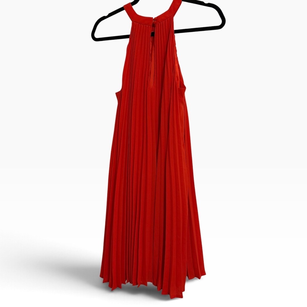 Trina Turk Red Pleated Halter Dress Knee Length midi Size 0 cocktail wedding